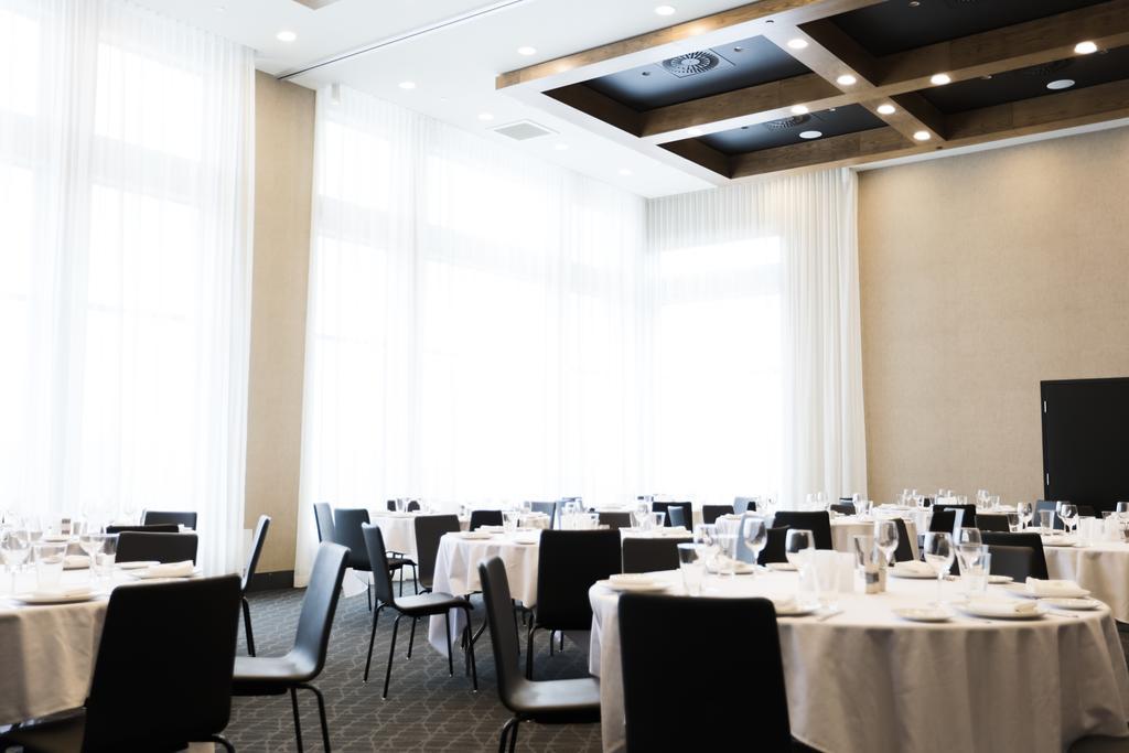 Espace 4 Saisons Magog ภายนอก รูปภาพ